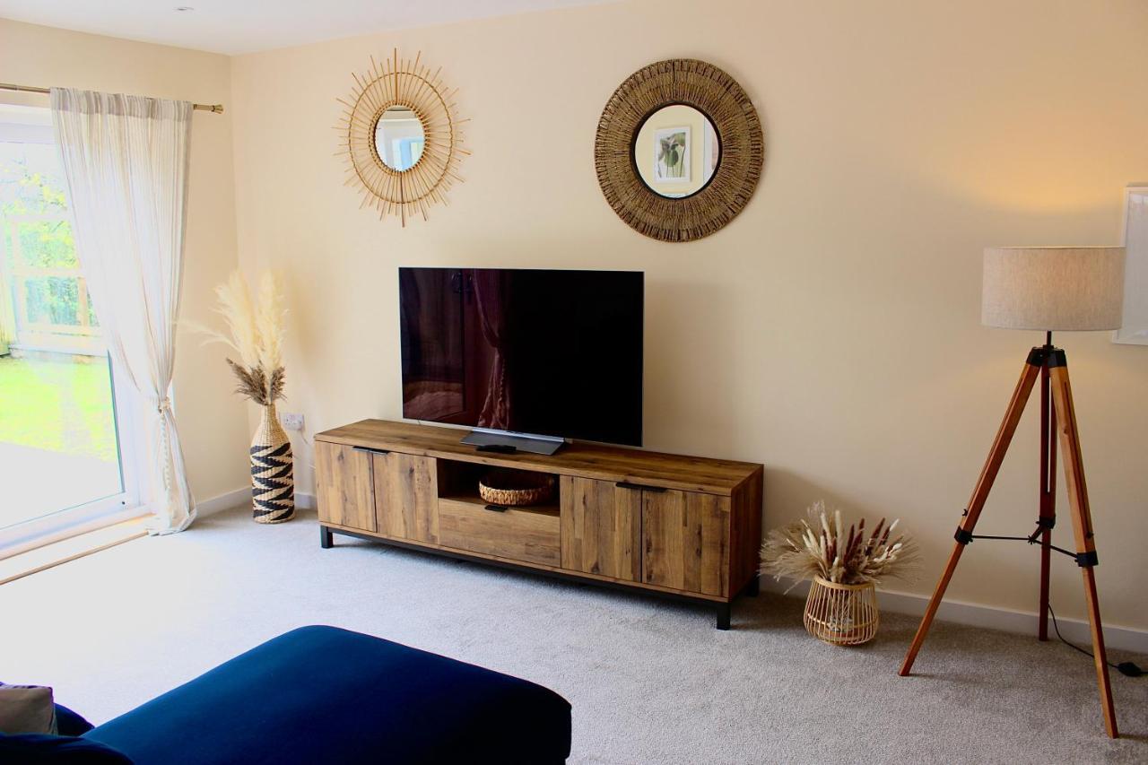 No 1 The Paddock - Spacious Holiday Home With A Hot Tub บู๊ด ภายนอก รูปภาพ