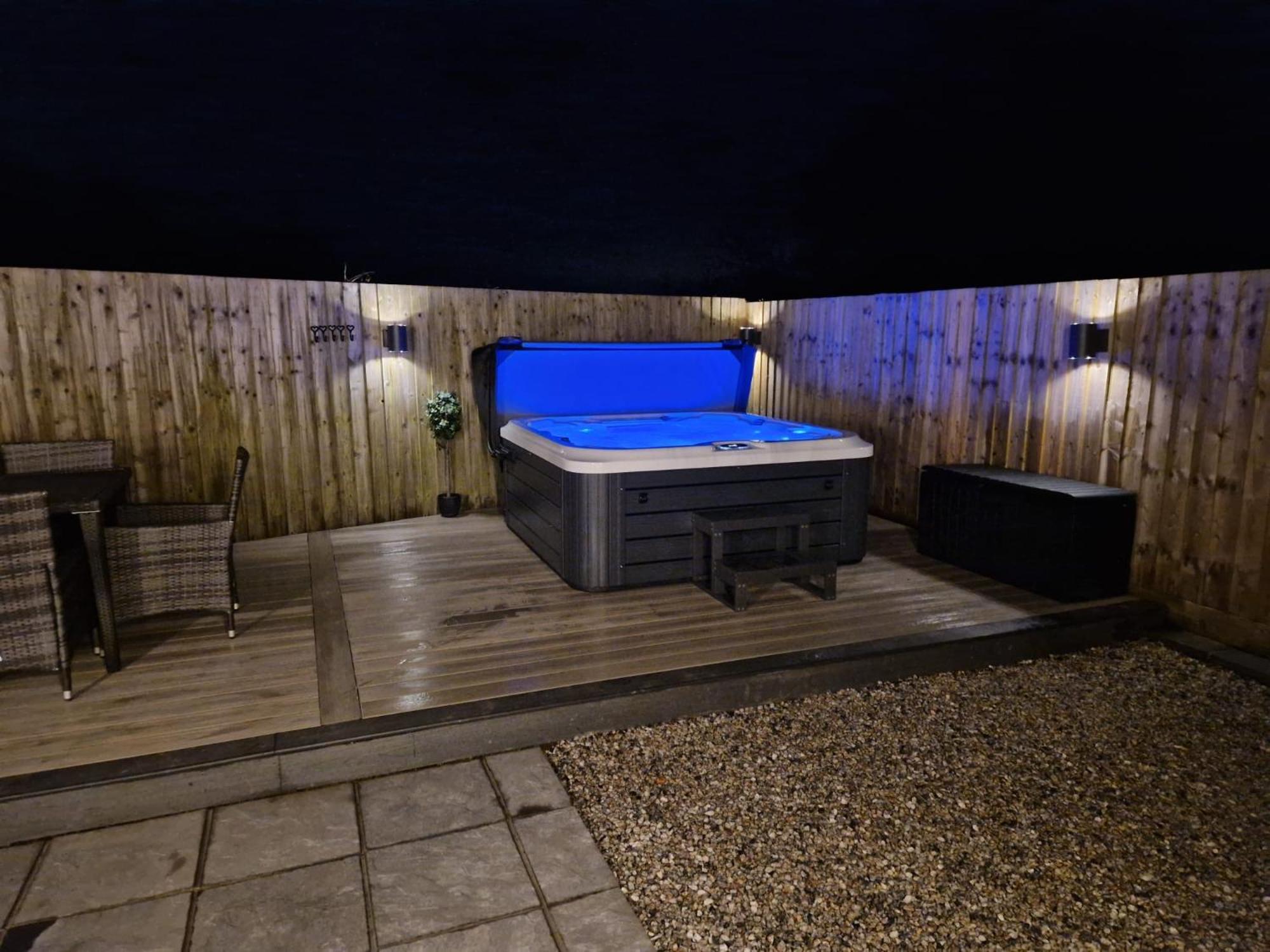 No 1 The Paddock - Spacious Holiday Home With A Hot Tub บู๊ด ภายนอก รูปภาพ