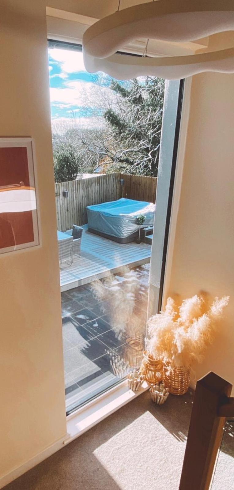 No 1 The Paddock - Spacious Holiday Home With A Hot Tub บู๊ด ภายนอก รูปภาพ